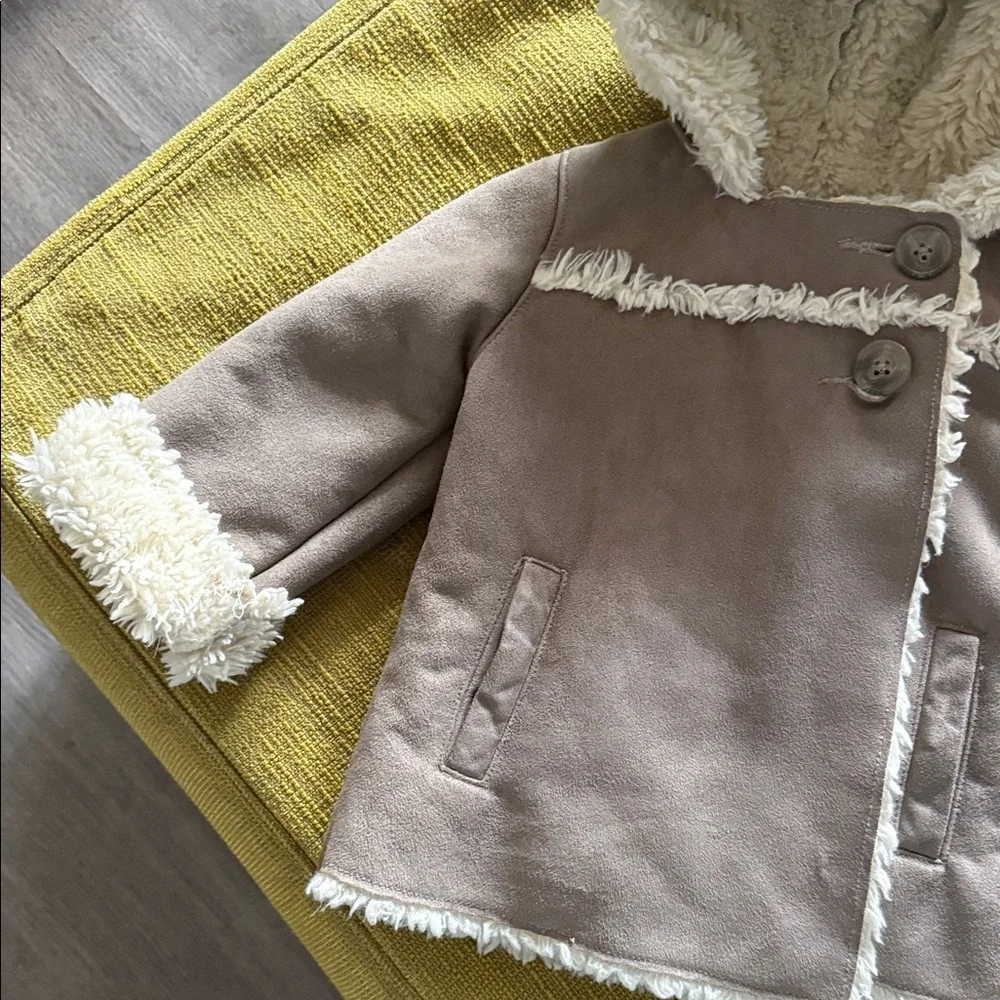 GAP Tan Kids Jacket with Cream Accents - Picture 3 of 8